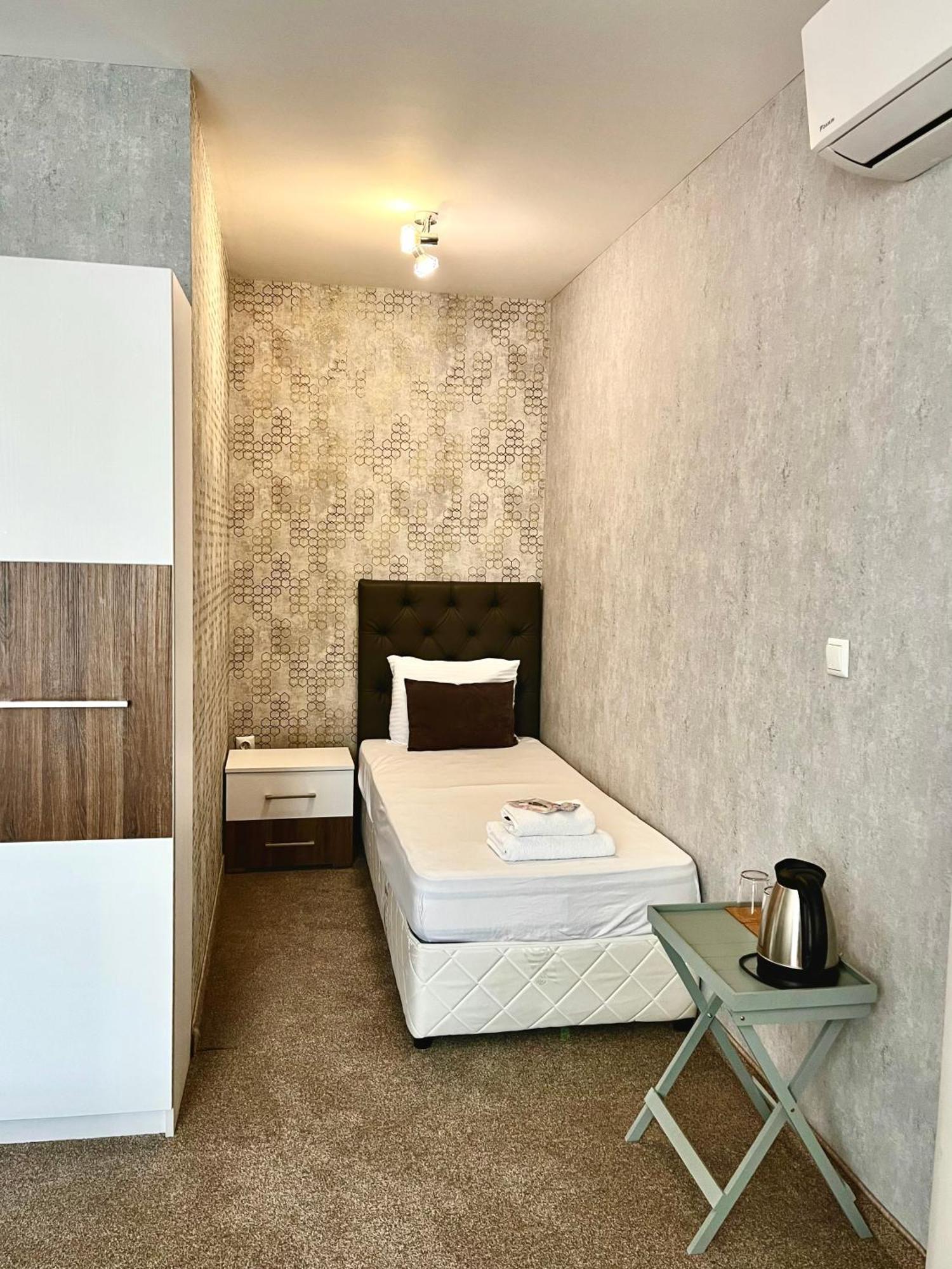 Damyanov House *